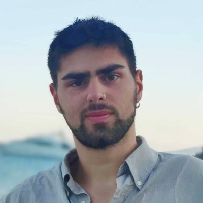 Νίκος Γώγολος