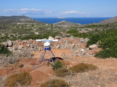 The system is autonomous and can be installed in any location.