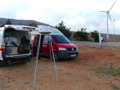 It is particularly used to record migration near wind farms in the course of programs that aim to reduce collisions.